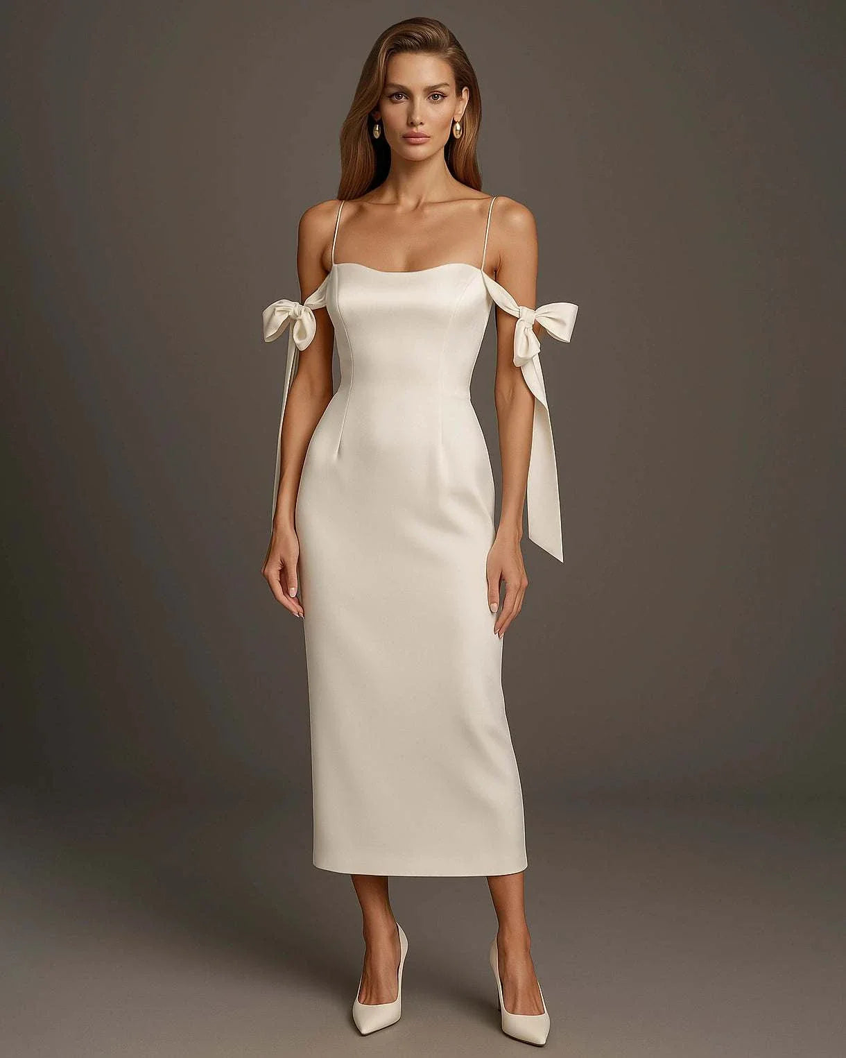 Rochie alba eleganta cu silueta ajustata si bretele evazate pentru petreceri speciale